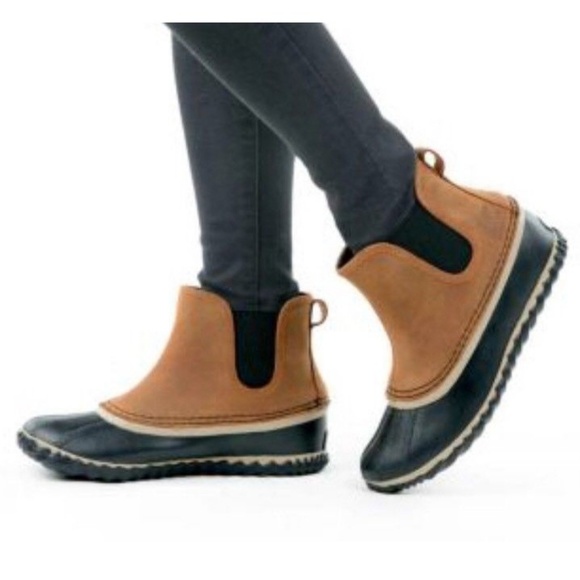 sorel women's chelsea boots